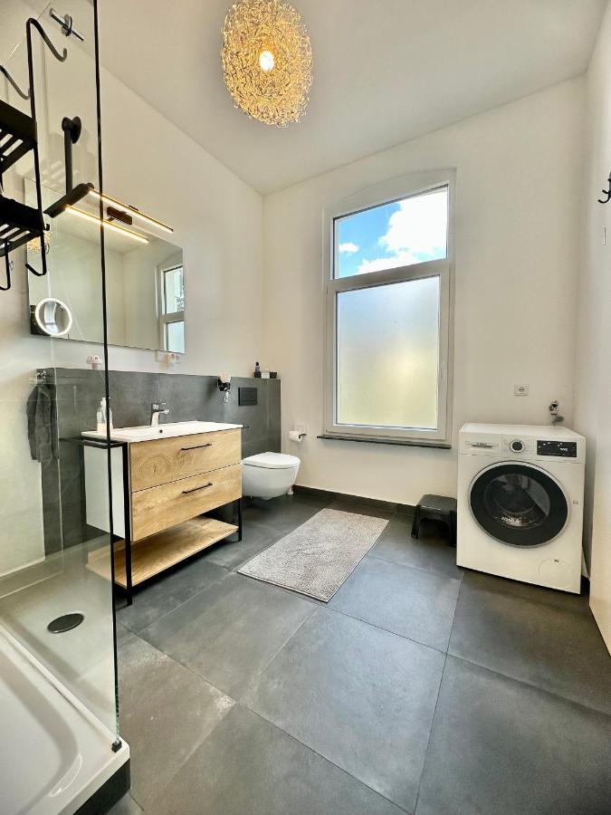 Exklusives City-Apartment Im Herzen Oldenburgs Mit Balkon Und Parkplatz A36 Extérieur photo