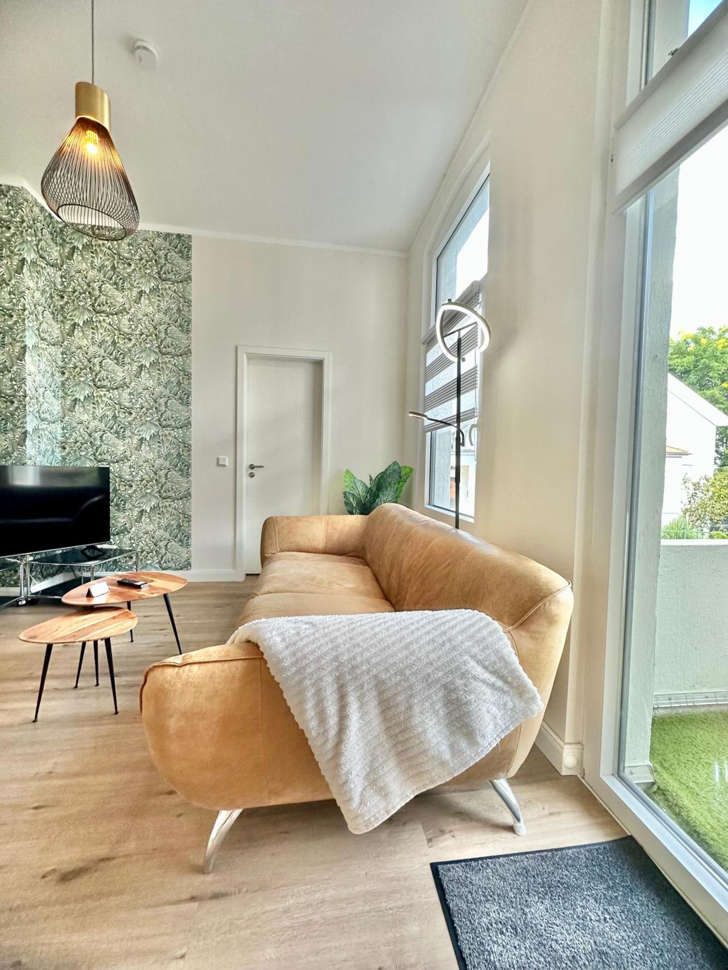 Exklusives City-Apartment Im Herzen Oldenburgs Mit Balkon Und Parkplatz A36 Extérieur photo